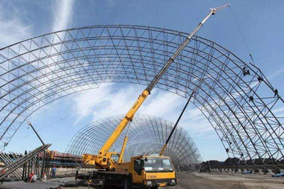 网架钢结构施工与部件制造中的常见问题与应对策略