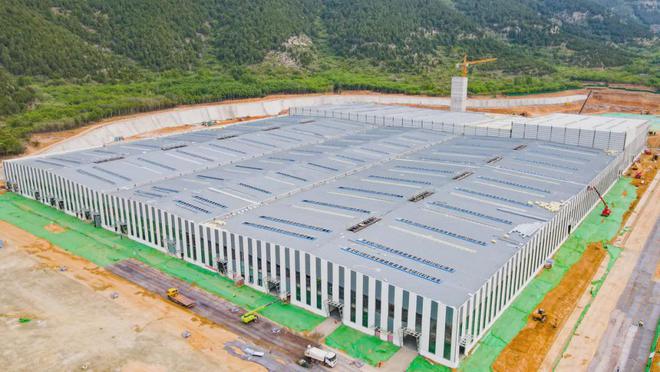 全国单体最大循环制造新能源汽车钢结构主厂房完成交付